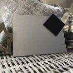 Blanco Naambordje | RVS Look Zilver met Zwarte Ruit | 15x20cm